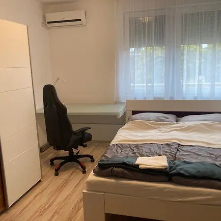 Mikszath Utcai Apartment Debrecen